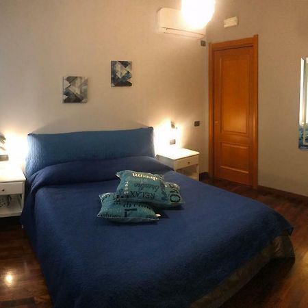 Casa Via Dei Fiorentini ナポリ エクステリア 写真