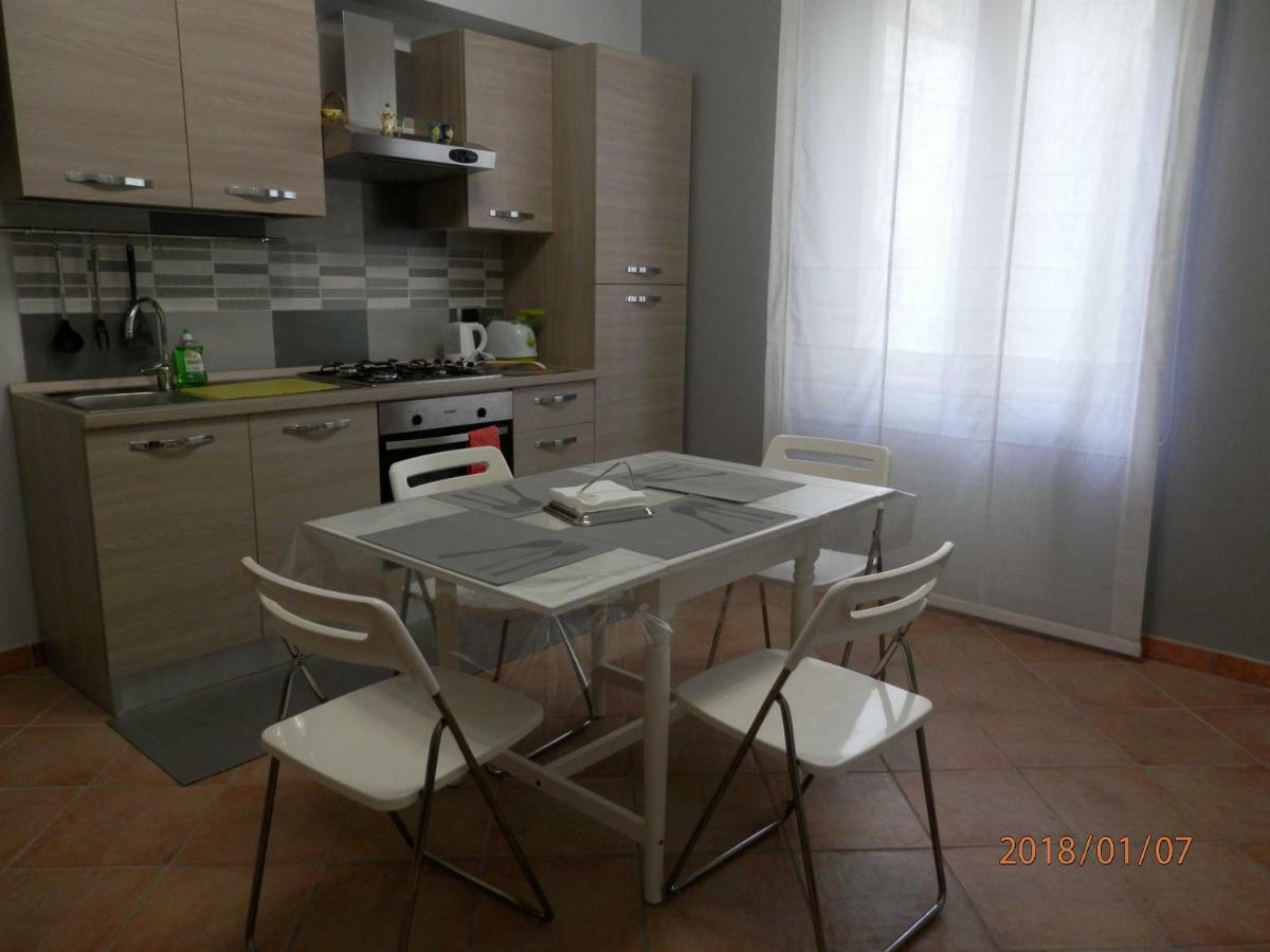 Casa Via Dei Fiorentini ナポリ エクステリア 写真